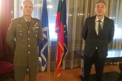 Посланик Петко Дойков проведе среща с новоназначения ръководител на Офиса за връзка на НАТО в Белград бригаден генерал Антонело Занити