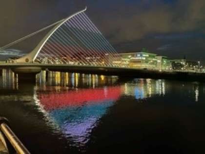 Мостът Самюел Бекет в Дъблин бе осветен  в цветовете на българския трикольор по повод Трети март