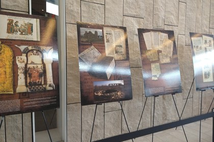 В района на Голямо Торонто беше представена изложбата „Светлината на буквите“ 