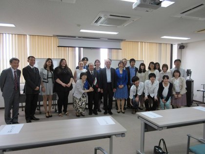 Посещение на посланик Георги Василев в университета „KyoaiGakuen” в гр. Маебаши, префектура Гунм