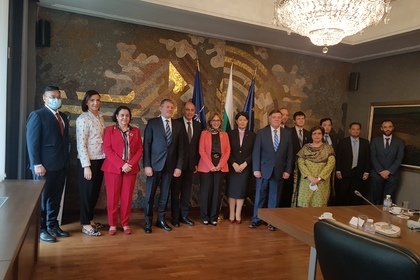 Deputy Minister of Foreign Affairs Vasil Georgiev exchanged views on topical issues with ambassadors accredited to our country and responsible for the Republic of North Macedonia