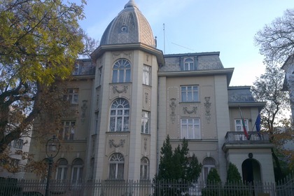 Празнични дни, неработни за посолството на Република България в Будапеща през месец май