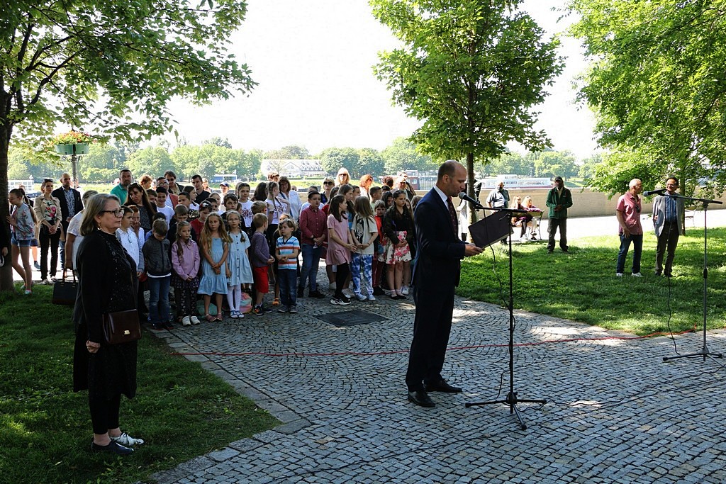 Денят 2 юни събра признателни българи и словаци в Братислава
