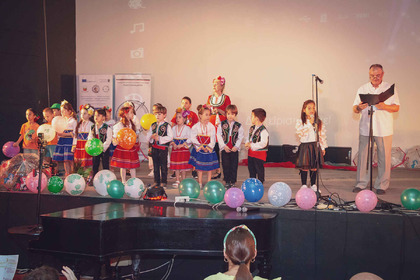 Учениците от неделно училище „Паисий Хилендарски“ в Атина отбелязаха Международния ден на детето