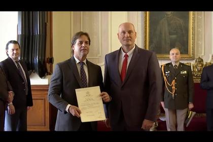 Посланик Стоян Михайлов връчи акредитивните си писма на президента на Уругвай Луис Лакайе Поу