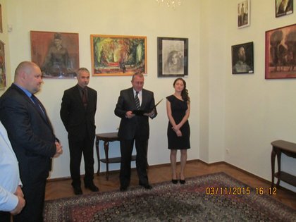 Изложба на младата художничка с български произход Мая Дойна бе открита в посолството в Кишинев