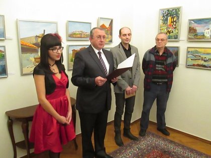 Изложба на картини на младит художници от Молдова в българското Посолство