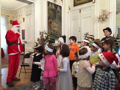 Коледни тържества на българските училища в Париж
