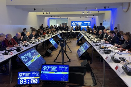 Започна участието на министър Николай Милков в два важни форума в Барселона