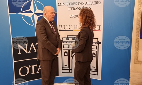 Министър Николай Милков пред БТА: Съюзниците от НАТО изразиха в Букурещ твърда решимост за предоставяне на максимална помощ на Украйна