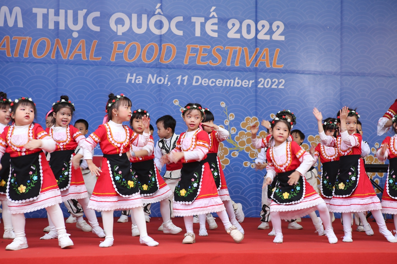 Участие на Посолство-Ханой в Международен кулинарен фестивал