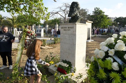 В Хавана беше открит бюст-паметник на българския поет и национален герой Христо Ботев 