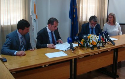 Министър Рашидов подписа важно споразумение с Кипър