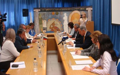 Министър Рашидов се срещна с министъра на културата и образованието на Кипър Костас Кадис