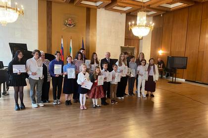  Завършване на учебната година в Българското училище към посолството на РБ в РФ